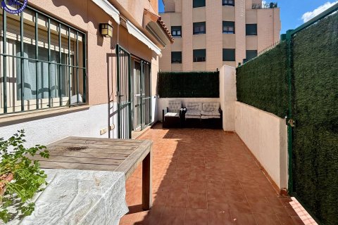 Villa à vendre La Pobla de Vallbona, Valencia, Espagne, 4 chambres, 224 m2 No. 121986 - photo 8