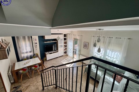 Продажа виллы в Ла-Побла-де-Вальбона, Валенсия, Испания 3 спальни, 224м2 №121986 - фото 14