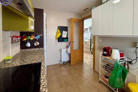 Продажа виллы в Ла-Побла-де-Вальбона, Валенсия, Испания 3 спальни, 224м2 №121986 - фото 19