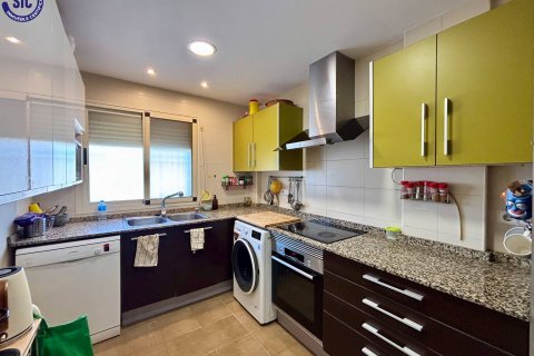 Продажа виллы в Ла-Побла-де-Вальбона, Валенсия, Испания 3 спальни, 224м2 №121986 - фото 15
