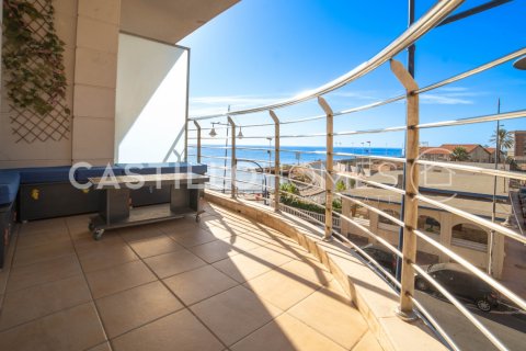 Huoneisto myytävänä Torrevieja, Alicante, Espanja, 3 makuuhuonetta, 91 m2 No. 131951 - kuva 2