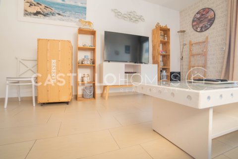 Huoneisto myytävänä Torrevieja, Alicante, Espanja, 3 makuuhuonetta, 91 m2 No. 131951 - kuva 4