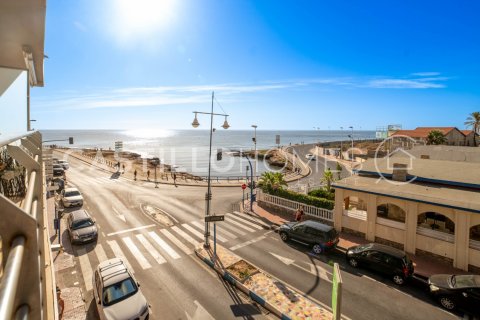 Huoneisto myytävänä Torrevieja, Alicante, Espanja, 3 makuuhuonetta, 91 m2 No. 131951 - kuva 1