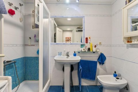 Продажа квартиры Дехеса де Кампоамор, Аликанте, Испания 3 спальни, 73м2 №131948 - фото 12