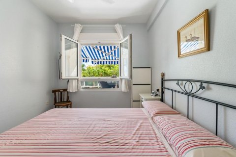 Продажа квартиры Дехеса де Кампоамор, Аликанте, Испания 3 спальни, 73м2 №131948 - фото 14