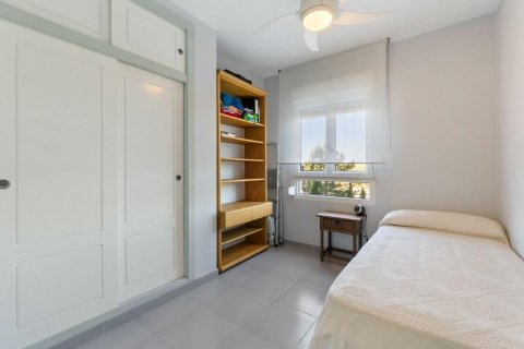 Dzīvoklis pārdošanā Dehesa De Campoamor, Alicante, Spānijā 3 istabas, 73 m2 Nr. 131948 - attēls 11