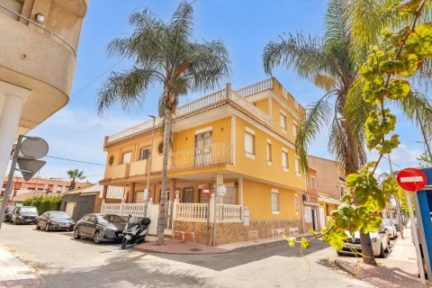Townhouse in Los Alcazares, Murcia, Spanien 4 Schlafzimmer,  Nr. 131831