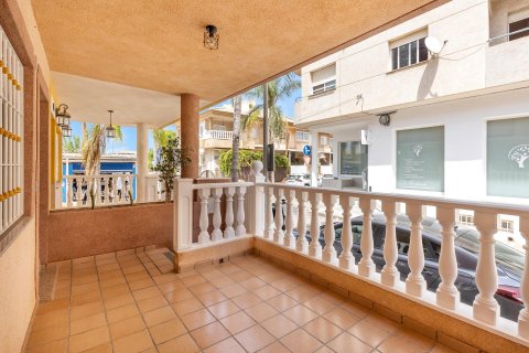 Townhouse à vendre Los Alcazares, Murcia, Espagne, 4 chambres,  No. 131831 - photo 3