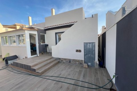 Villa zum Verkauf Torrevieja, Alicante, Spanien 2 Schlafzimmer, 90 m2 Nr. 131832 - Foto 24