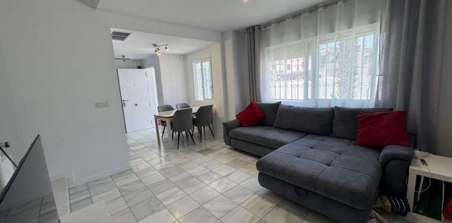 Villa Torrevieja, Alicante, Spain 2 bedrooms, 86 sq.m. No. 131833