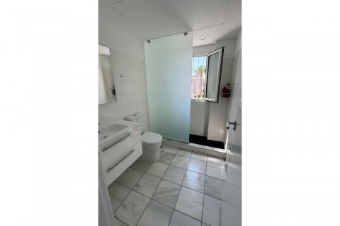 Villa for sale Torrevieja, Alicante, Spain 2 bedrooms, 86 sq.m. No. 131833 - photo 6