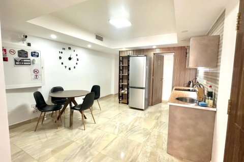 Apartment for sale Torrevieja, Alicante, Spain 4 bedrooms, 97 sq.m. No. 131829 - photo 6