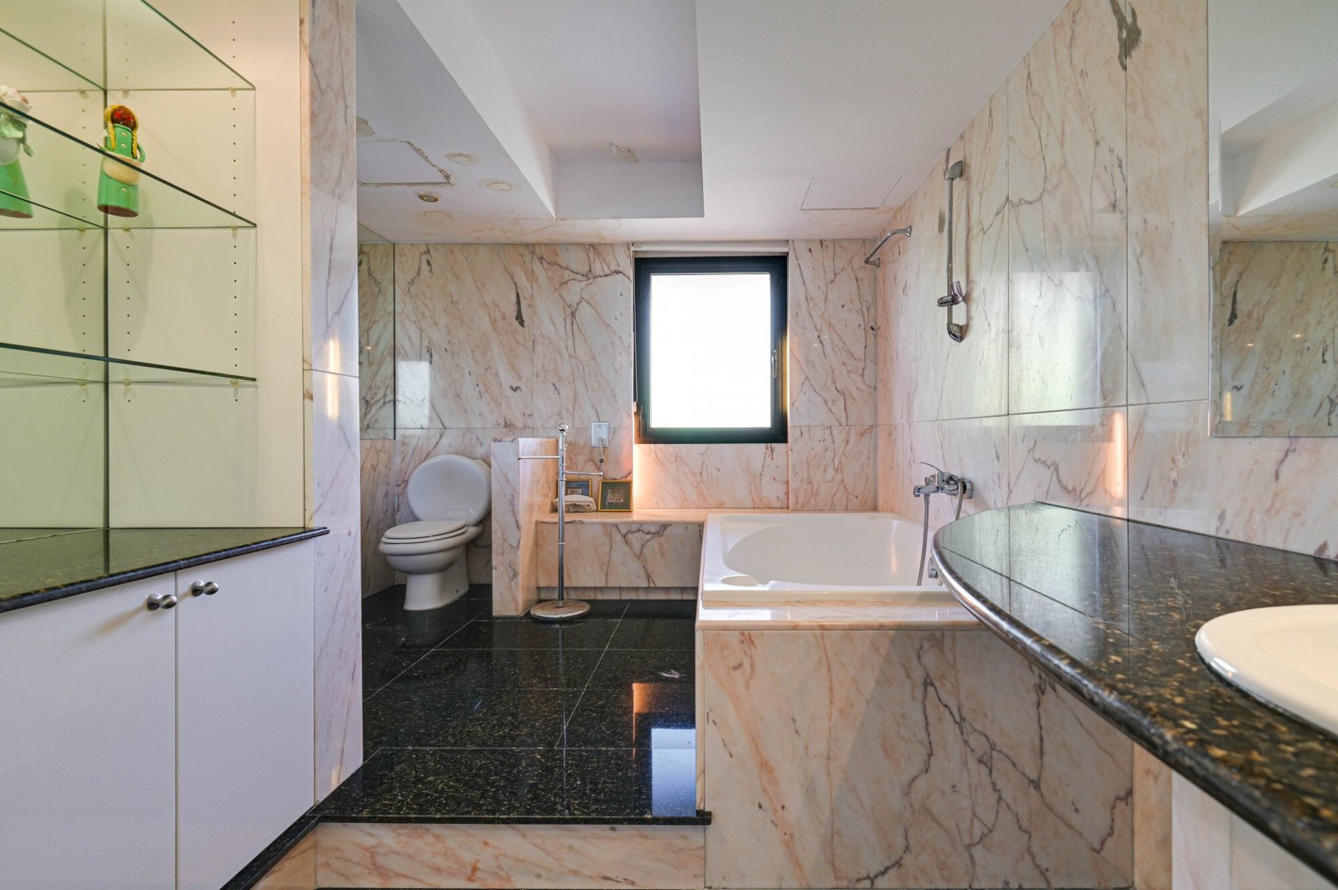 Townhouse in Lloret de Mar, Girona, Spain 5 bedrooms, 374 sq.m. No. 130417