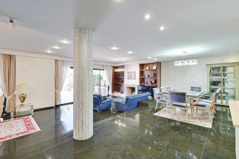 Townhouse for sale Lloret de Mar, Girona, Spain 5 bedrooms, 374 sq.m. No. 130417 - photo 6