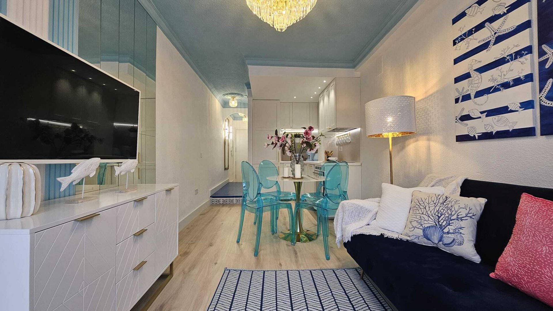 Apartamento en Valencia, València, España 2 dormitorios, 67 m2 No. 130418