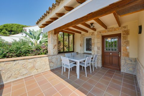 House à vendre Lloret de Mar, Girona, Espagne, 5 chambres, 397 m2 No. 130416 - photo 4