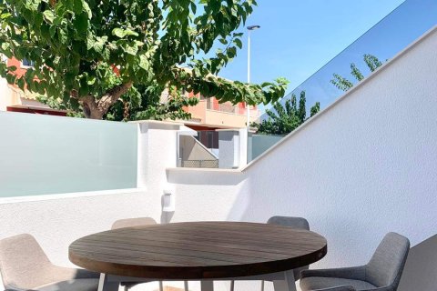 Apartment for sale Pilar de la Horadada, Alicante, Spain 2 bedrooms, 71 sq.m. No. 123372 - photo 2