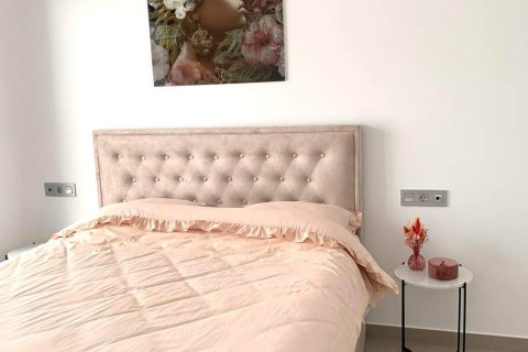 Apartamento en venta Pilar de la Horadada, Alicante, España 2 dormitorios, 64 m2 No. 123371 - foto 15