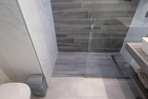 Bungalow w Guardamar del Segura, Alicante, Hiszpania 2 sypialnie, 150 mkw. nr 131498 – zdjęcie 18