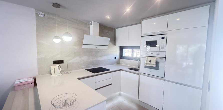 Bungalow w Guardamar del Segura, Alicante, Hiszpania 2 sypialnie, 150 mkw. nr 131498