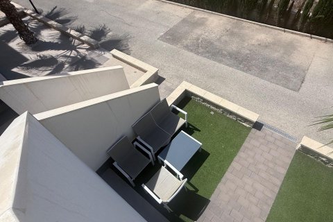 Bungalow w Guardamar del Segura, Alicante, Hiszpania 2 sypialnie, 150 mkw. nr 131498 – zdjęcie 16