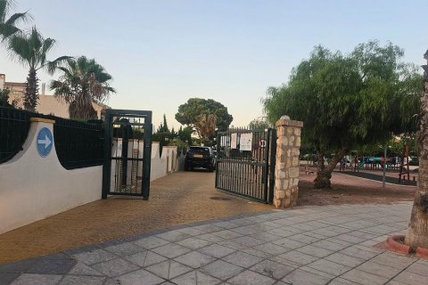 Bungalow in vendita Cabo Roig, Alicante, Spagna 2 camere da letto, 73 mq. N° 131493 - foto 1