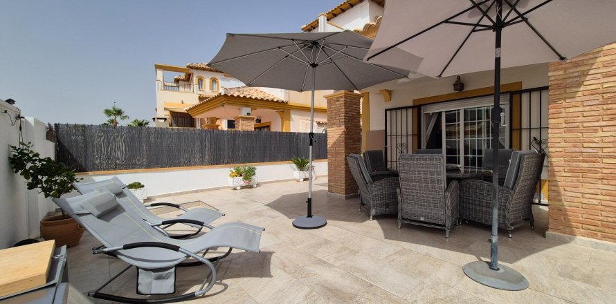 Villa Alicante, Spanien 3 Schlafzimmer, 81 m2 Nr. 131494