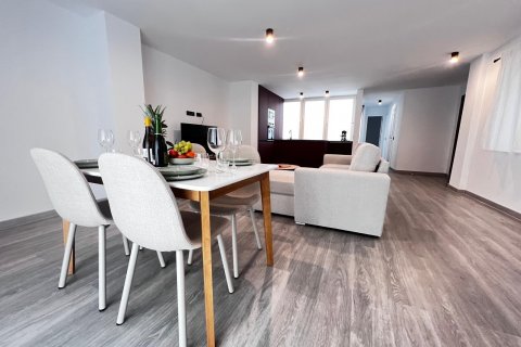 Apartment for sale Torrevieja, Alicante, Spain 3 bedrooms, 111 sq.m. No. 131492 - photo 4
