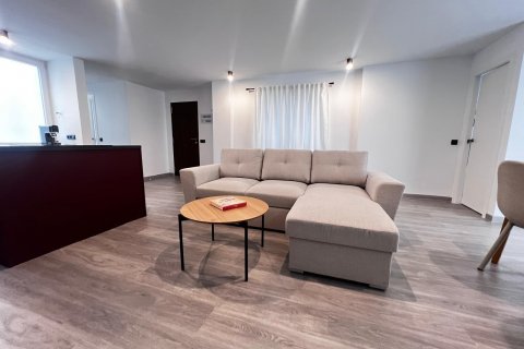 Apartment for sale Torrevieja, Alicante, Spain 3 bedrooms, 111 sq.m. No. 131492 - photo 9