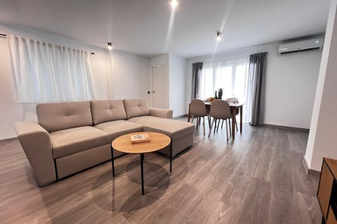 Apartment for sale Torrevieja, Alicante, Spain 3 bedrooms, 111 sq.m. No. 131492 - photo 2