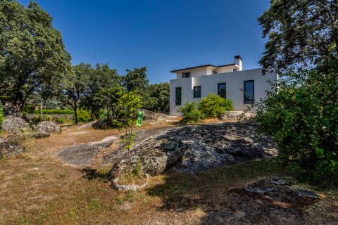 Villa for sale Navalafuente, Madrid, Spain 5 bedrooms, 253 sq.m. No. 122413 - photo 3