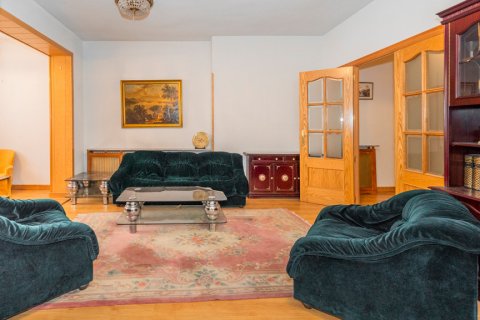 Продажа квартиры в Мадрид, Испания 4 спальни, 133.14м2 №122418 - фото 3