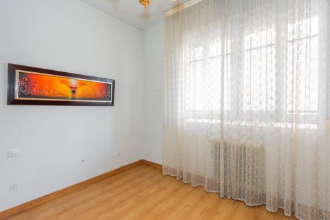 Продажа квартиры в Мадрид, Испания 4 спальни, 133.14м2 №122418 - фото 20