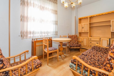 Продажа квартиры в Мадрид, Испания 4 спальни, 133.14м2 №122418 - фото 9