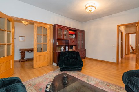 Продажа квартиры в Мадрид, Испания 4 спальни, 133.14м2 №122418 - фото 6