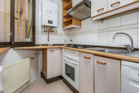 Huoneisto myytävänä Madrid, Espanja, 3 makuuhuonetta, 102 m2 No. 121966 - kuva 13
