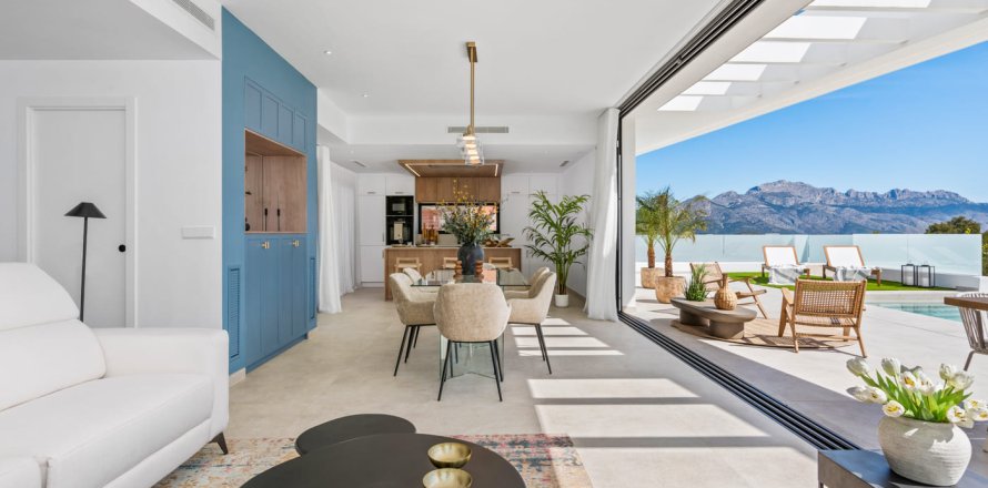 Villa i Polop, Alicante, Spanien 3 sovrum, 311 kvm. Nr. 127643