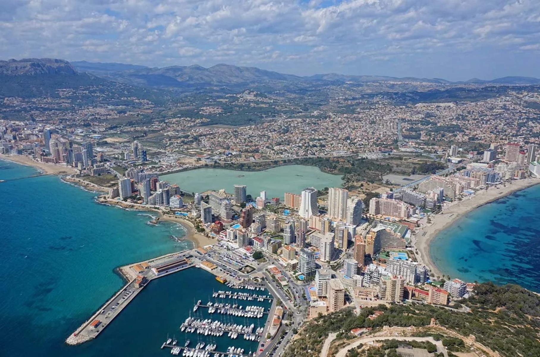 Apartment in Calpe, Alicante, Spain 2 bedrooms, 118 sq.m. No. 122549