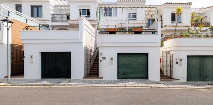 Townhouse Benalmadena, Malaga, Spain 3 bedrooms, 148 sq.m. No. 122546