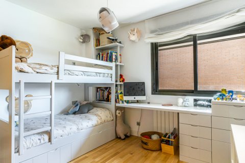 Dvīņu māja pārdošanā Madrid, Spānijā 4 istabas, 187 m2 Nr. 121431 - attēls 20