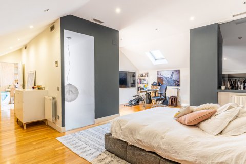 Dvīņu māja pārdošanā Madrid, Spānijā 4 istabas, 187 m2 Nr. 121431 - attēls 26