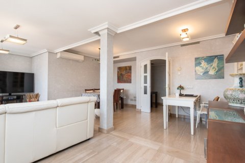 Продажа квартиры в Мадрид, Испания 2 спальни, 150м2 №121435 - фото 7
