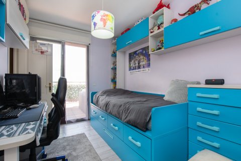Продажа квартиры в Мадрид, Испания 2 спальни, 150м2 №121435 - фото 18