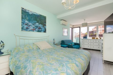 Продажа квартиры в Мадрид, Испания 2 спальни, 150м2 №121435 - фото 13