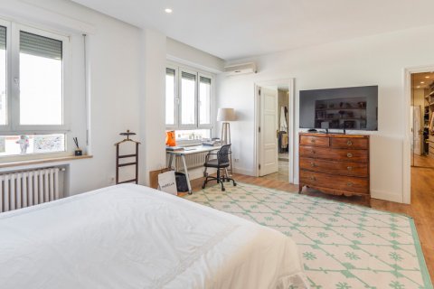 Apartament Madrid, Hiszpania 5 sypialni, 485 mkw. nr 121432 – zdjęcie 18