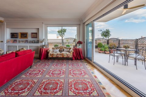Apartament Madrid, Hiszpania 5 sypialni, 485 mkw. nr 121432 – zdjęcie 1