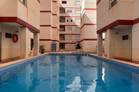 Apartment for sale Torrevieja, Alicante, Spain 2 bedrooms, 77 sq.m. No. 124915 - photo 2