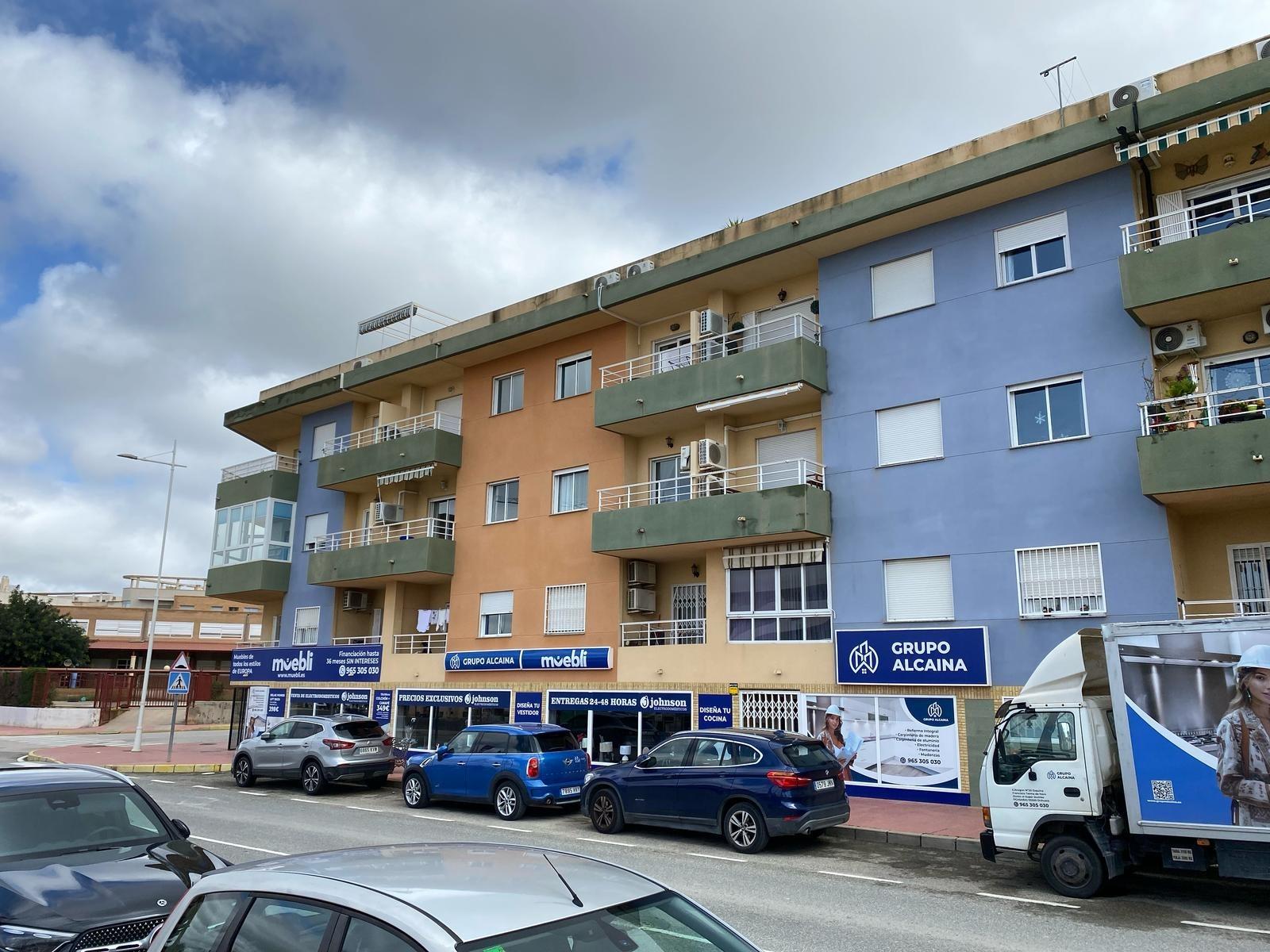 Apartment in San Miguel de Salinas, Alicante, Spain 2 bedrooms, 75 sq.m. No. 124914