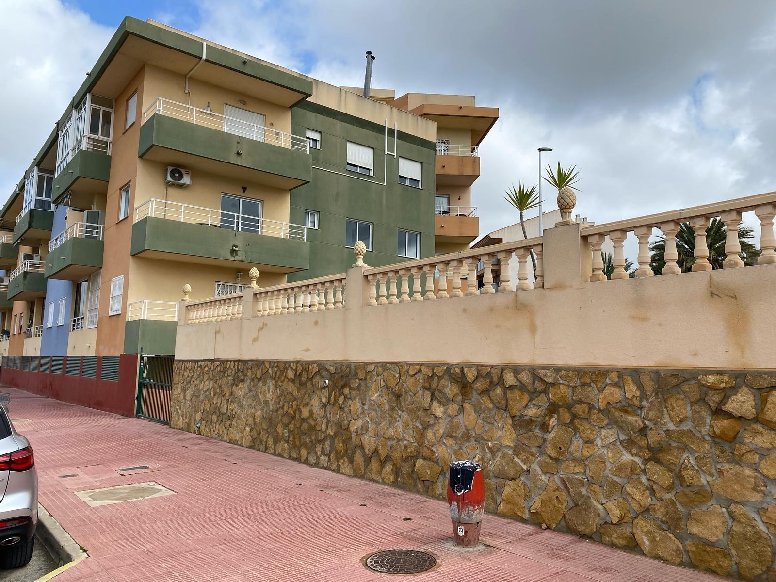 Apartment in San Miguel de Salinas, Alicante, Spain 2 bedrooms, 75 sq.m. No. 124914