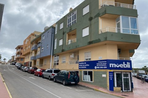Dzīvoklis pārdošanā San Miguel de Salinas, Alicante, Spānijā 2 istabas, 75 m2 Nr. 124914 - attēls 3